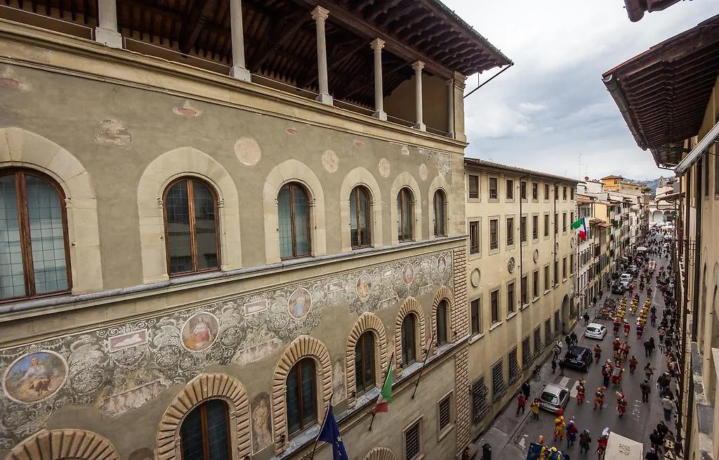 Servi Terrace Apartment Florence